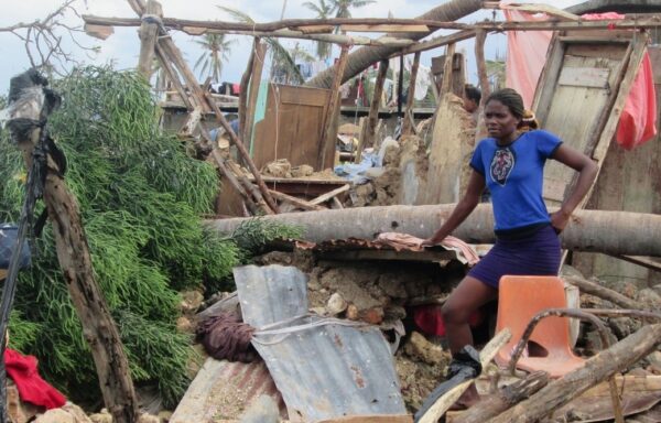 L'uragano Matthew ha colpito Haiti nella notte tra il 3 e il 4 ottobre 2016 causando 900 morti e 300mila sfollati.